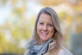 neura buyer Linda K.